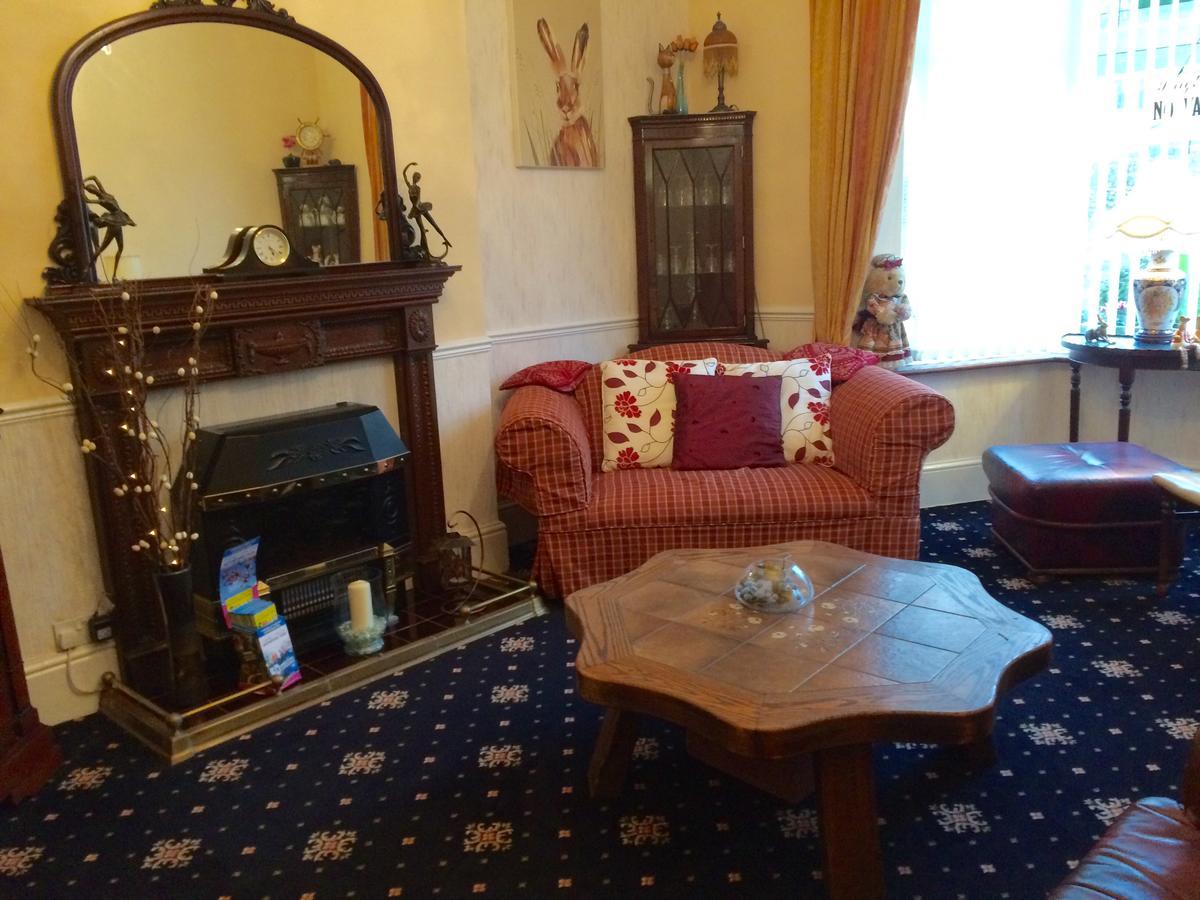 Southcombe Guesthouse Сидмаут Экстерьер фото