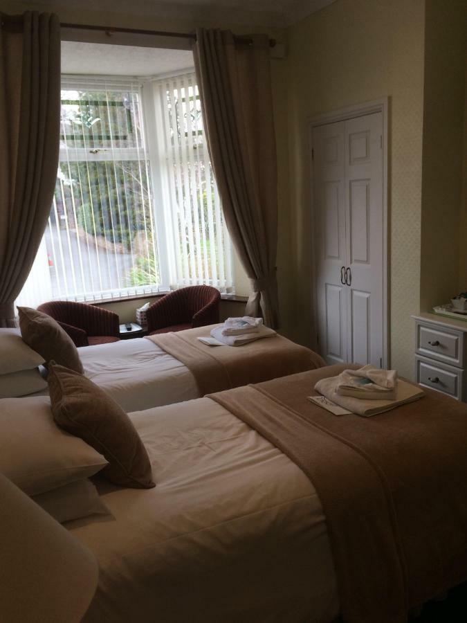 Southcombe Guesthouse Сидмаут Экстерьер фото
