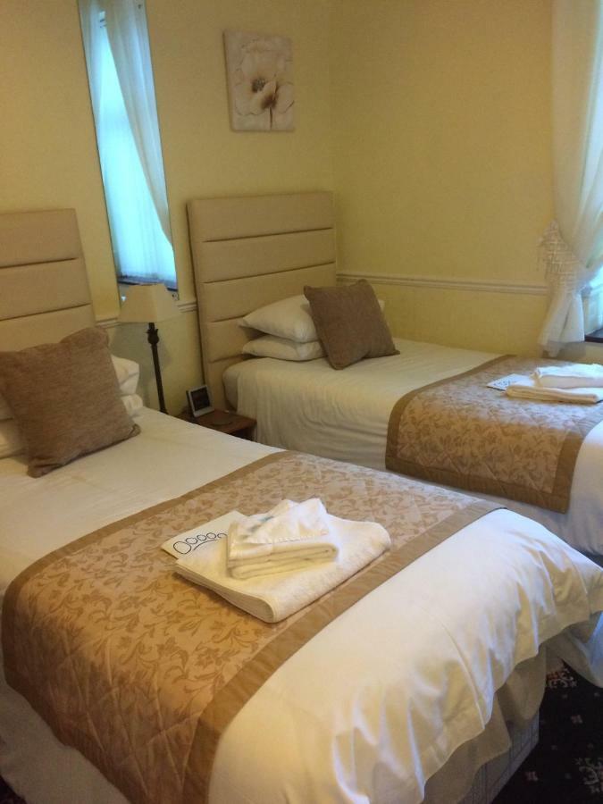 Southcombe Guesthouse Сидмаут Экстерьер фото